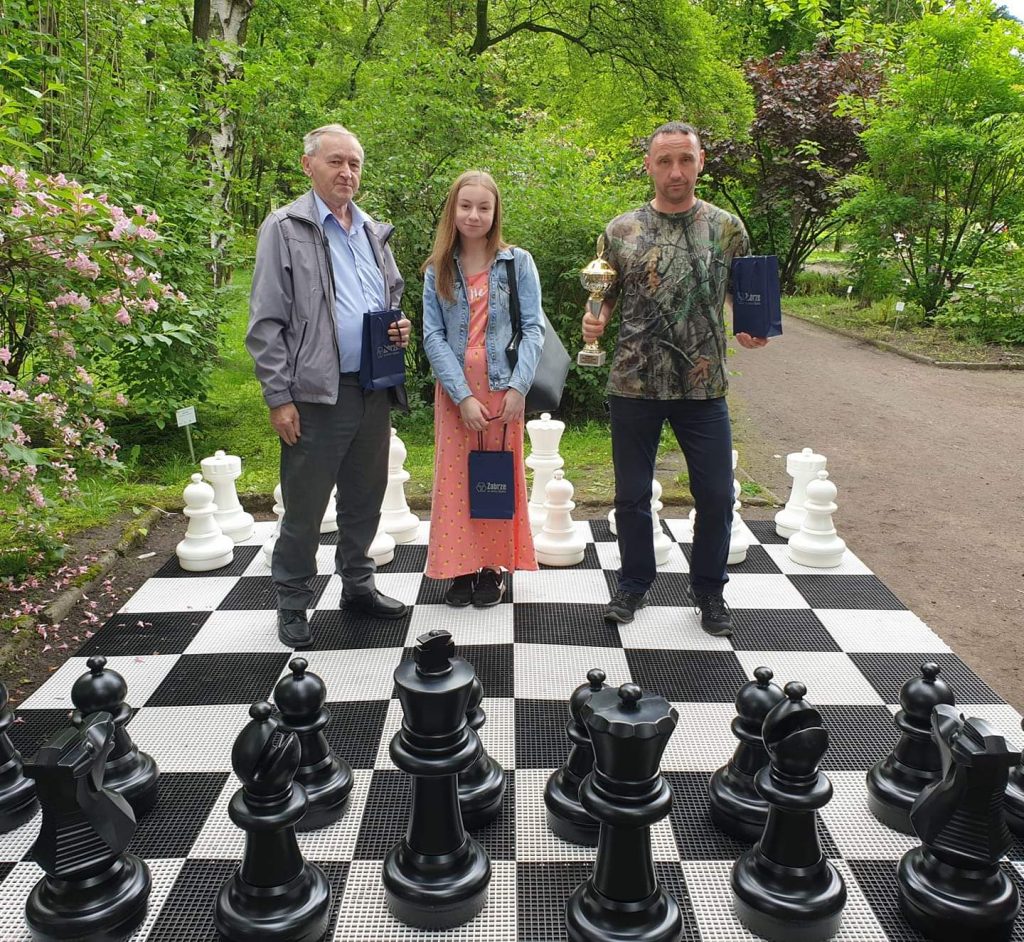 Wiktoria Mykhaylyak odniosła kolejny sukces szachowy podczas turnieju zorganizowanego w Ogrodzie Botanicznym